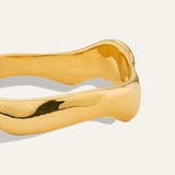 Classic Wavy Metallic Ring