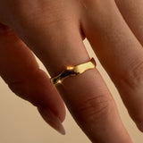 Classic Wavy Metallic Ring