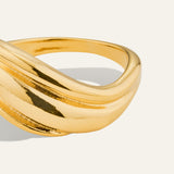The Wavy Signet Ring