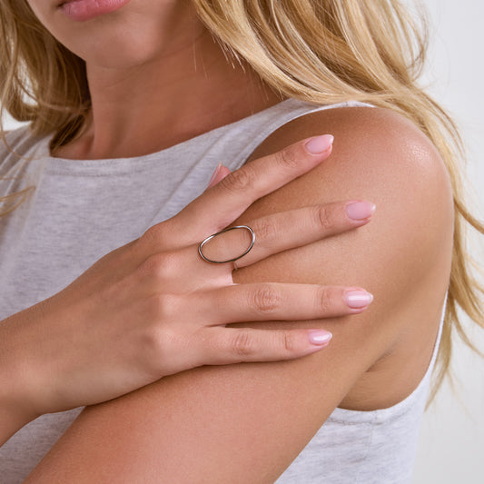 Oval Minimalist Ring